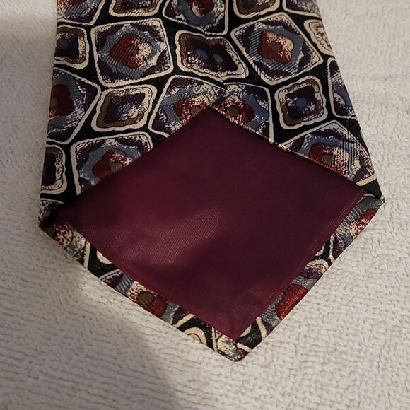 Vintage JRR tie made in USA - Picture 3 of 5